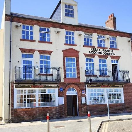 Londonderrys Bar And Accommodation Seaham Esterno foto